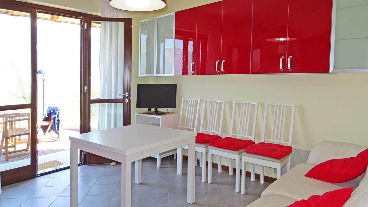 La Quiete 23 Lake view apartment by Gardadomusmea Tremosine Extérieur photo